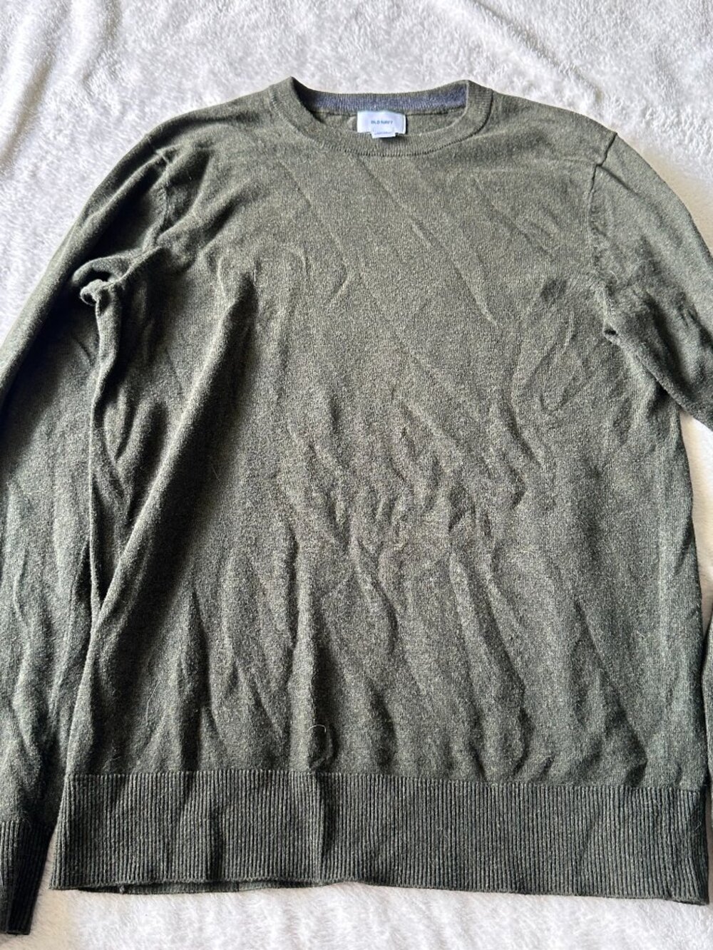 4 Women's Sweater Bundle - Picture 8 of 13